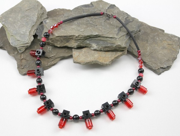 Collier kurz | Kette aus Lego®-Steinen | upcycling, schwarz rot