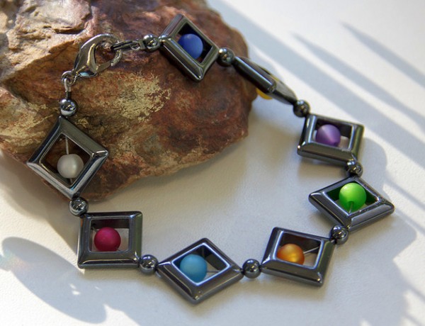 Armband | Hämatit-Rauten und Polaris© Perlen