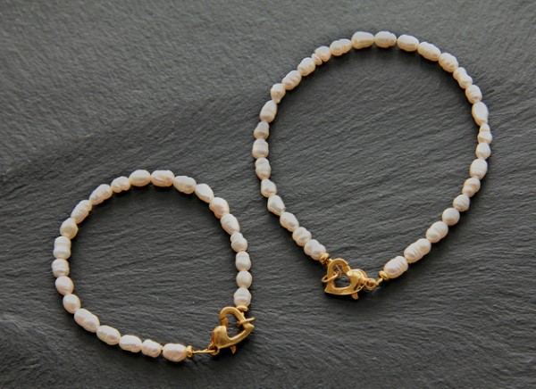 Armband Set | Mutter und Tochter Schmuckset | Perlenherz Armbänder